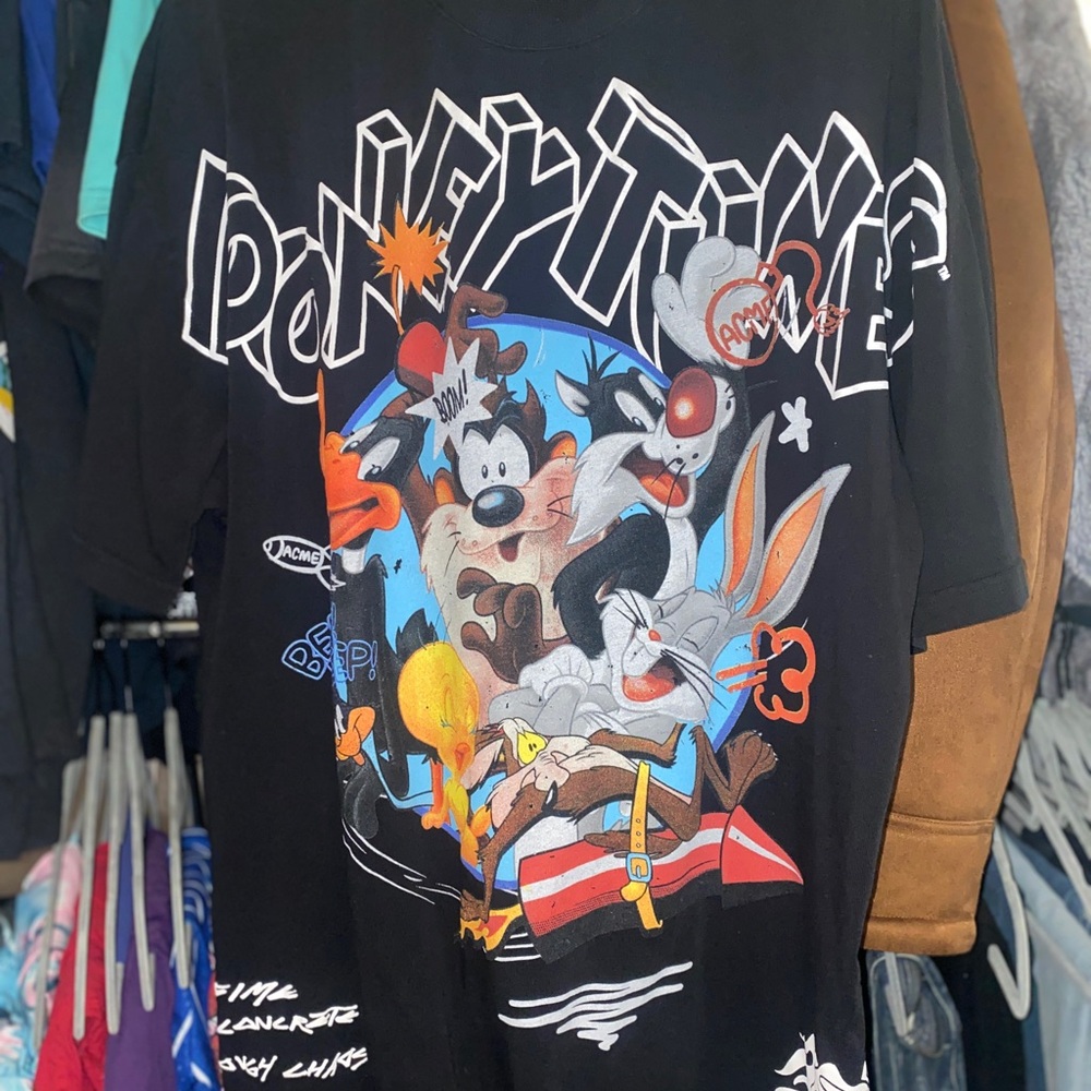 Civil Regime x Looney Tunes 'That's All Folks' Oversized Tee Size Large